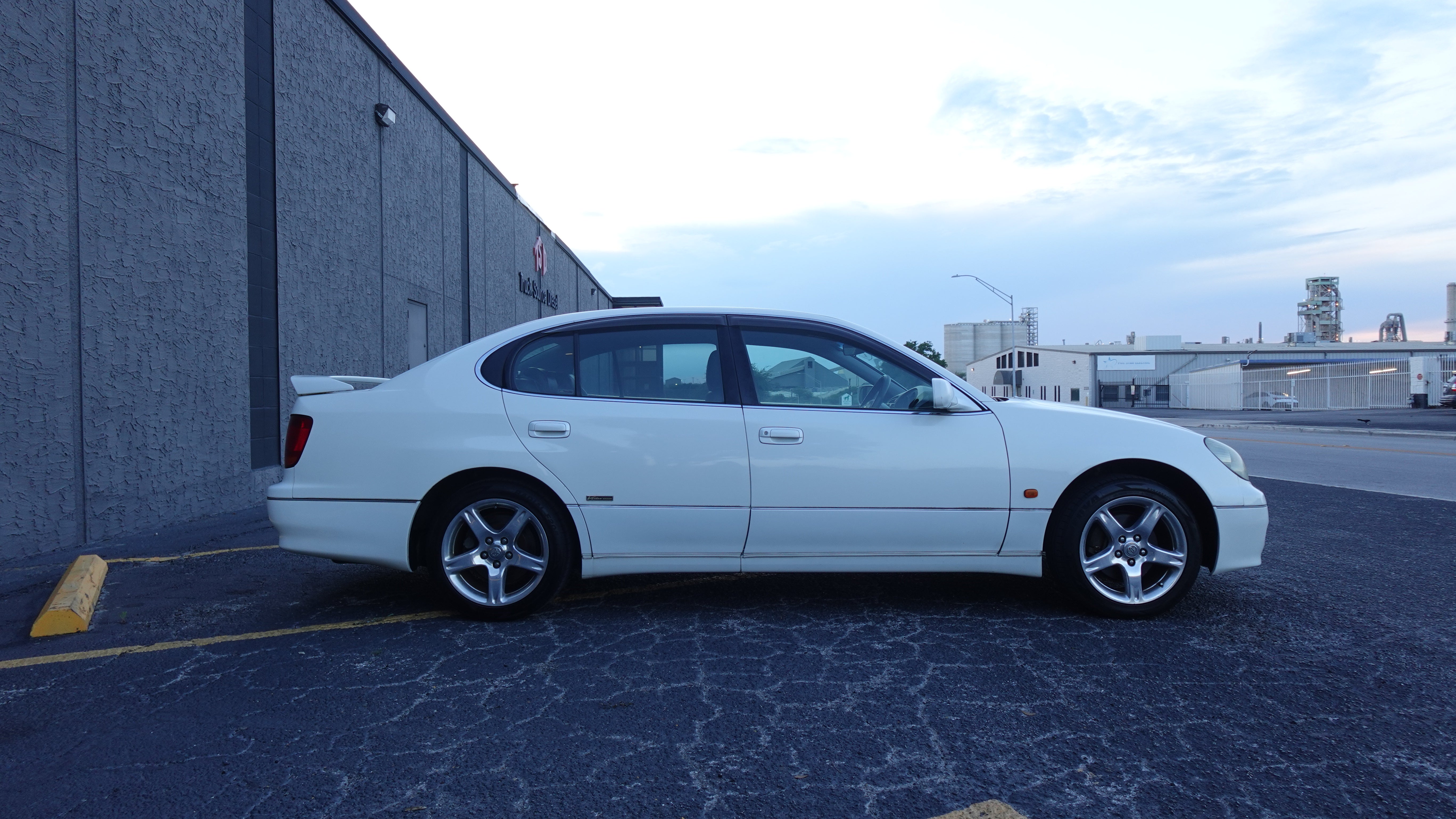 2001 Toyota Aristo V300 Twin-Turbo