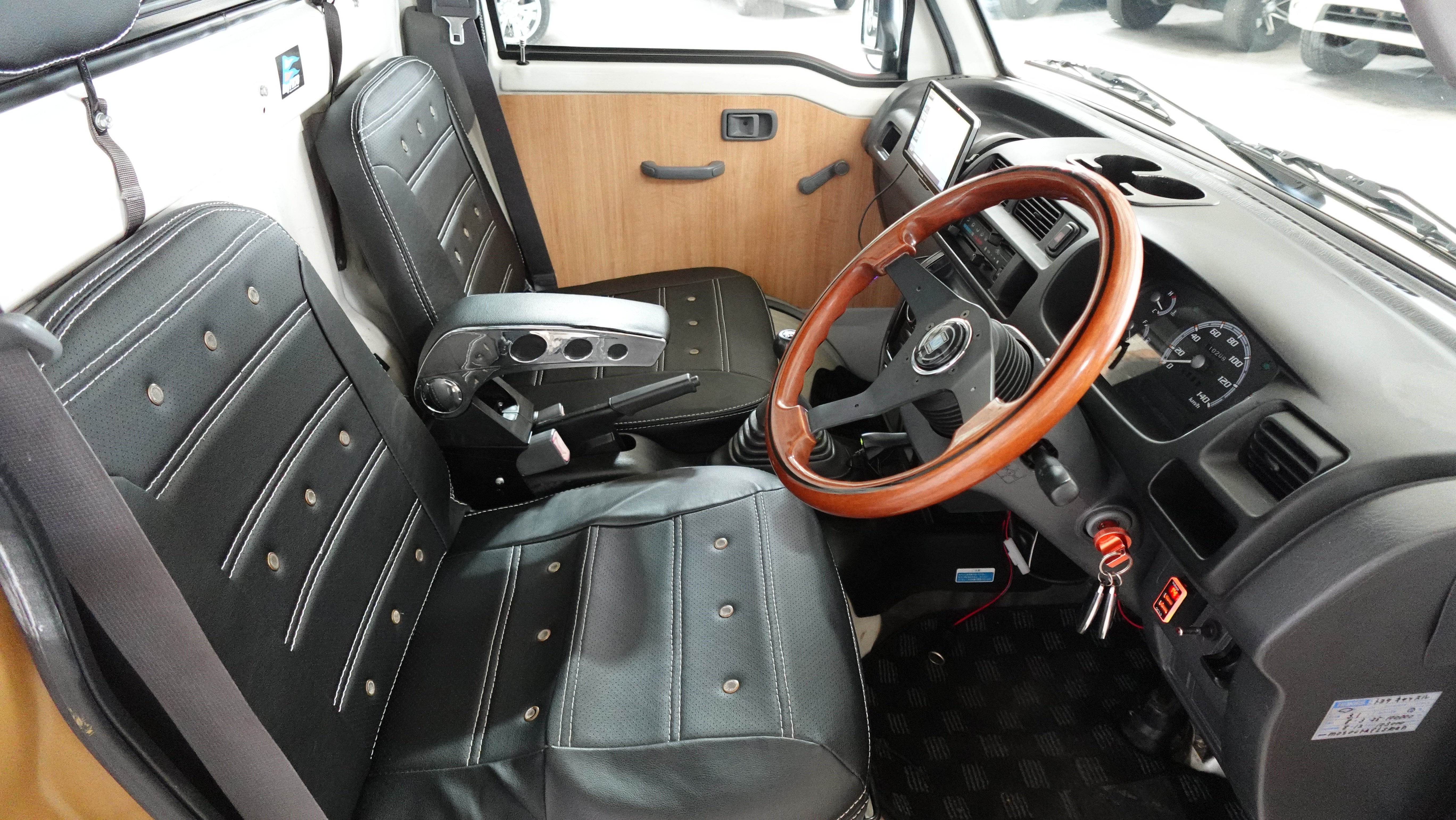 2001 Daihatsu Hijet mini Truck