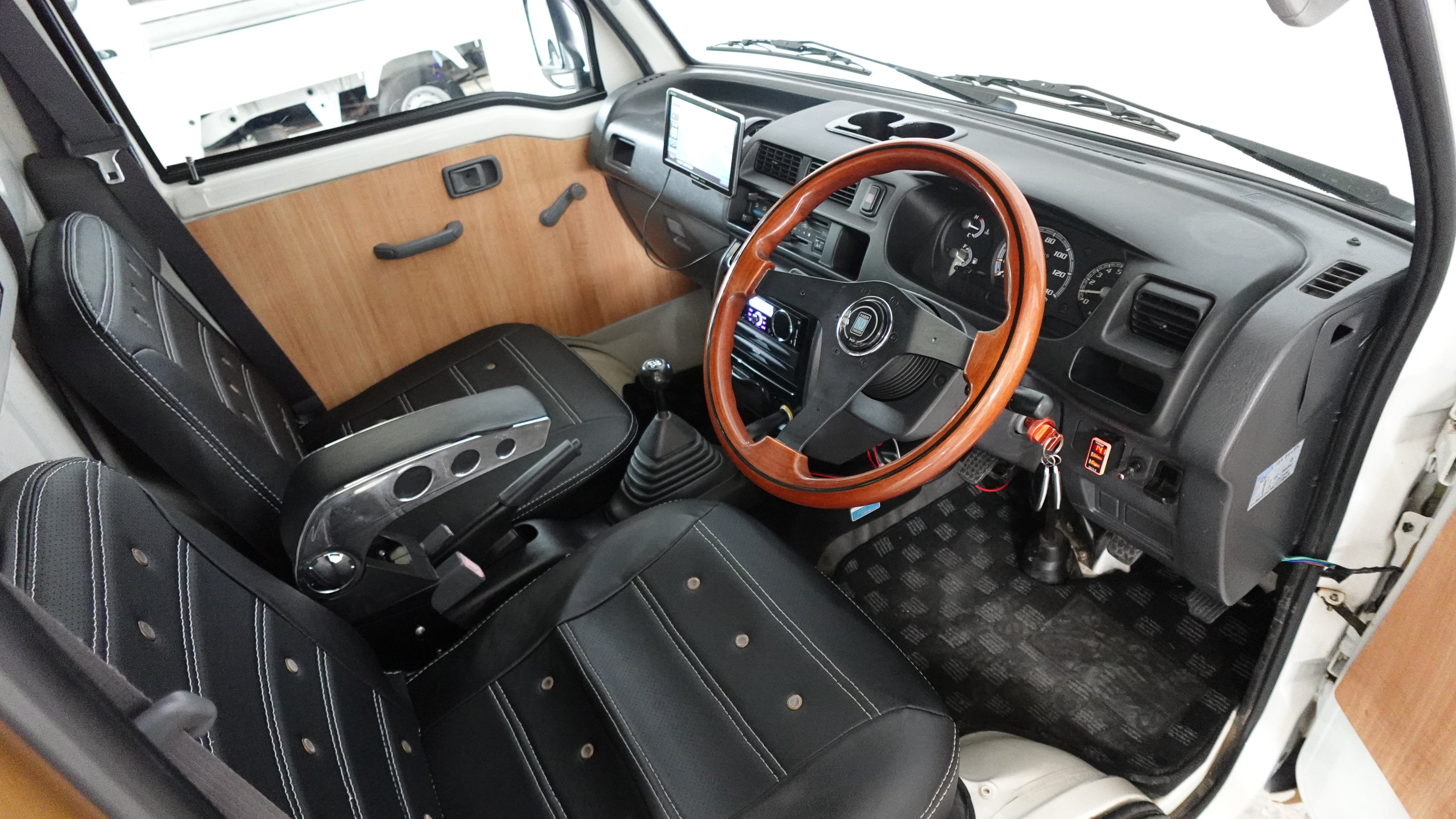 2001 Daihatsu Hijet mini Truck