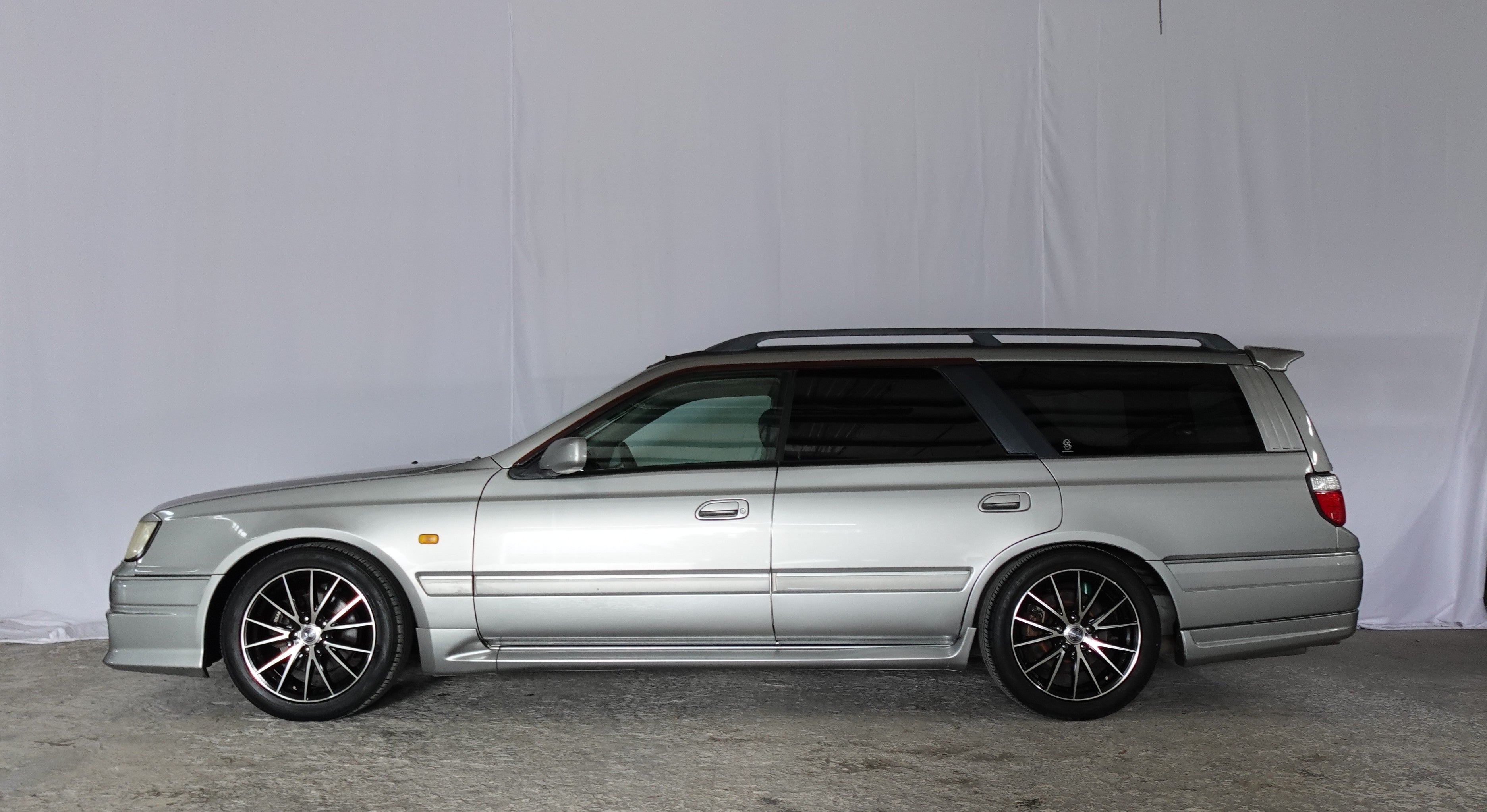 2000 Nissan Stagea 25T RS V Aero Package