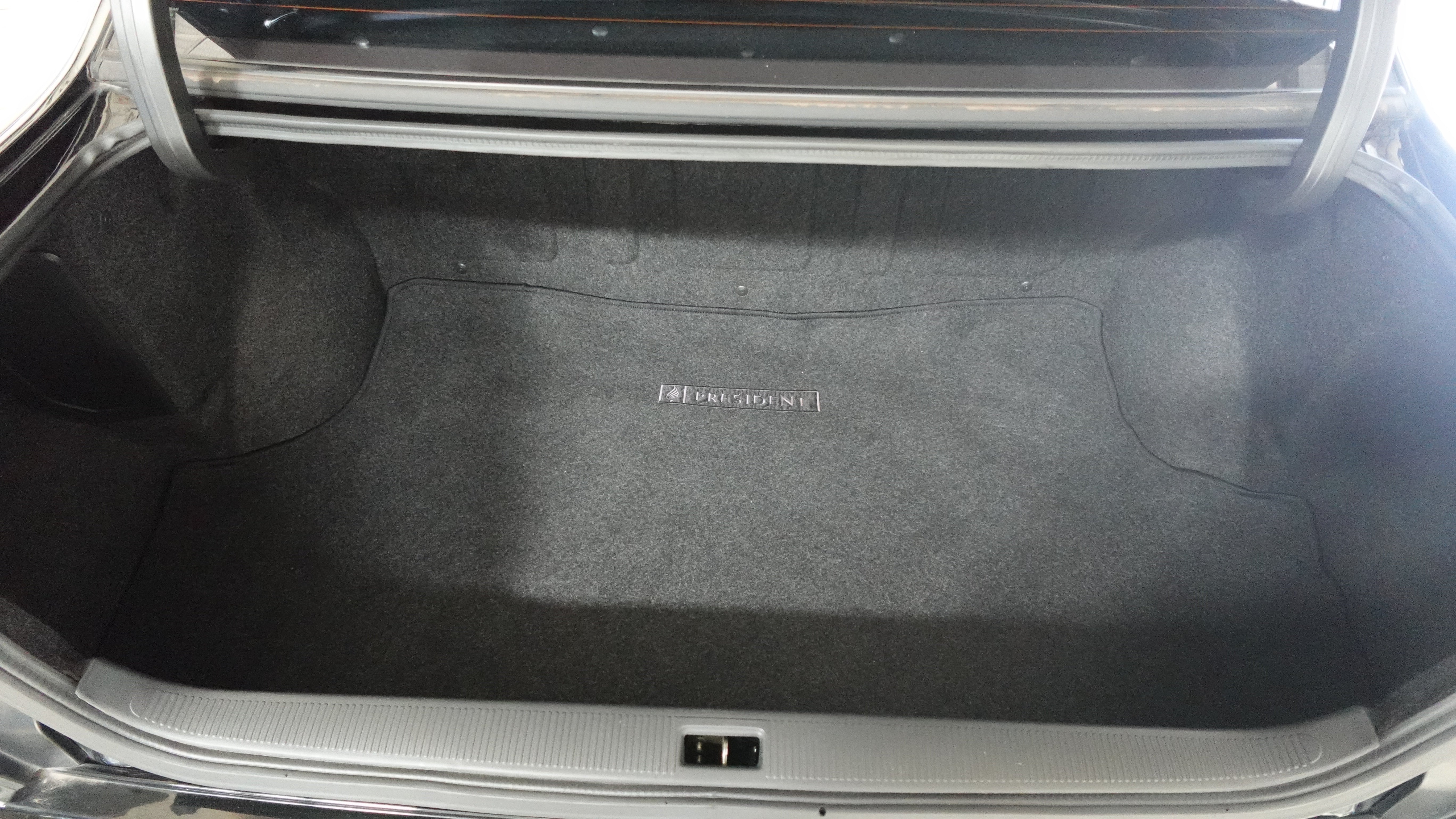 1993 Nissan President Sovereign