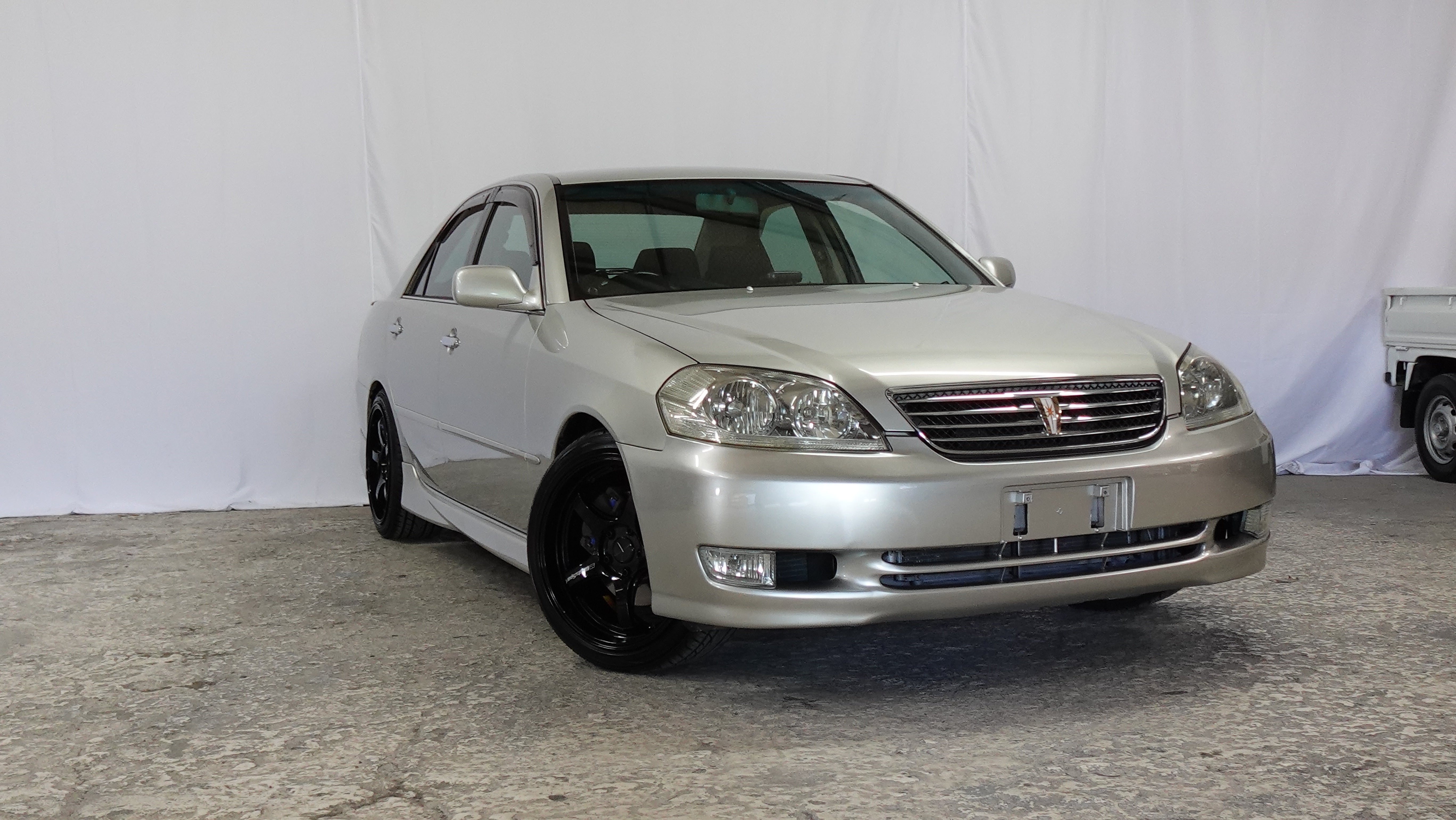 2001 Toyota Mark II Grande iR-V JZX110
