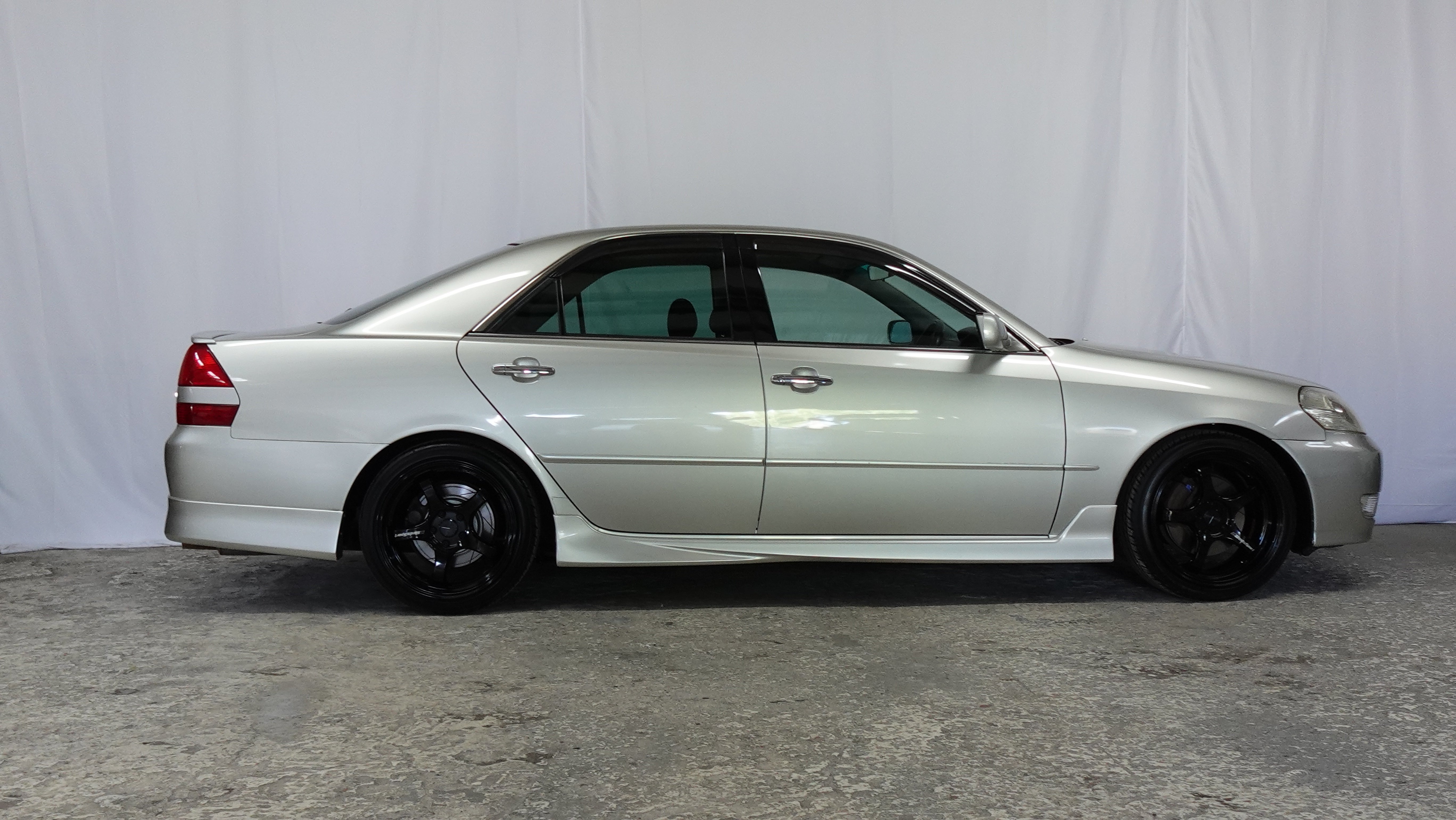2001 Toyota Mark II Grande iR-V JZX110