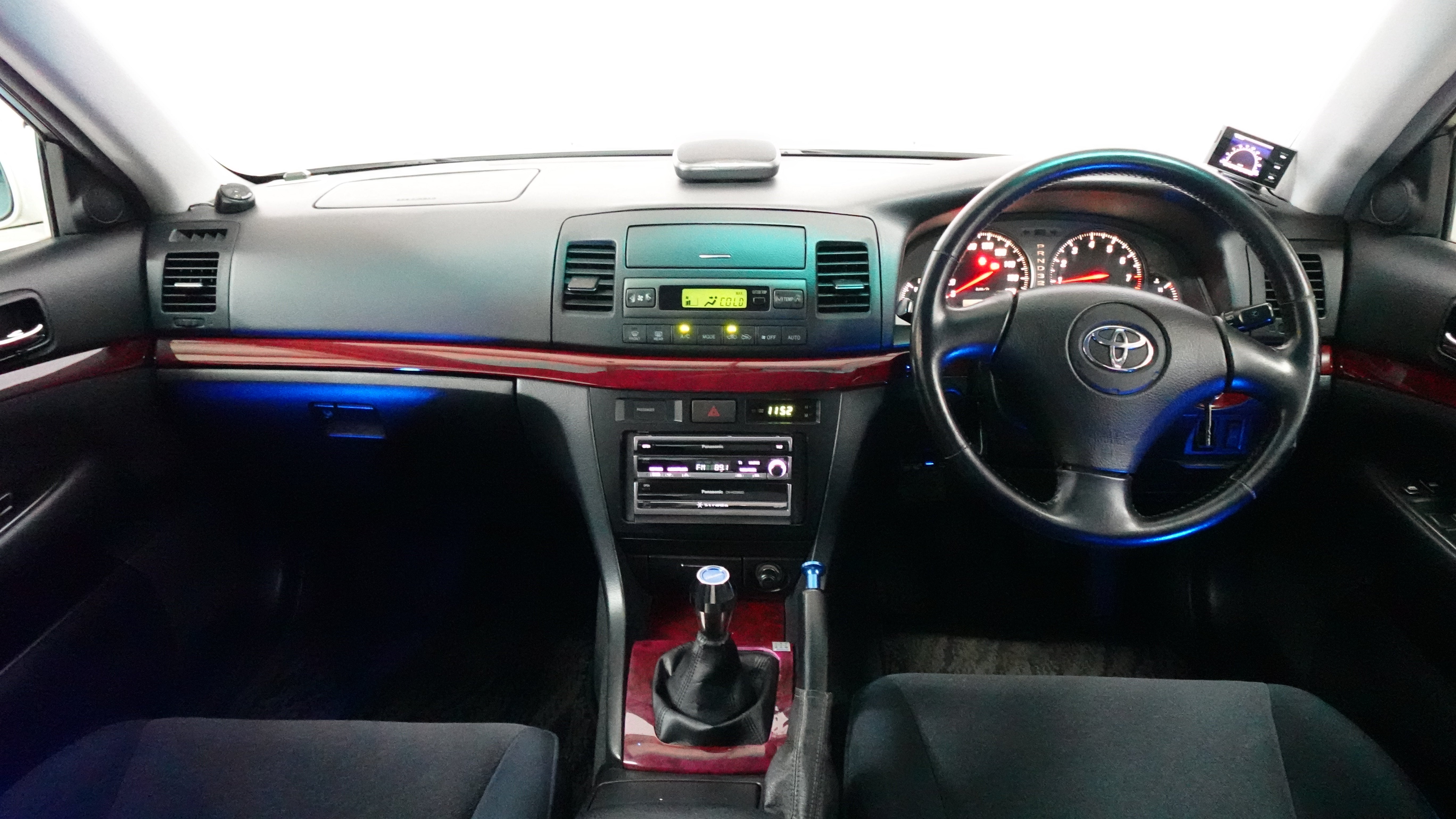 2001 Toyota Mark II Grande iR-V JZX110