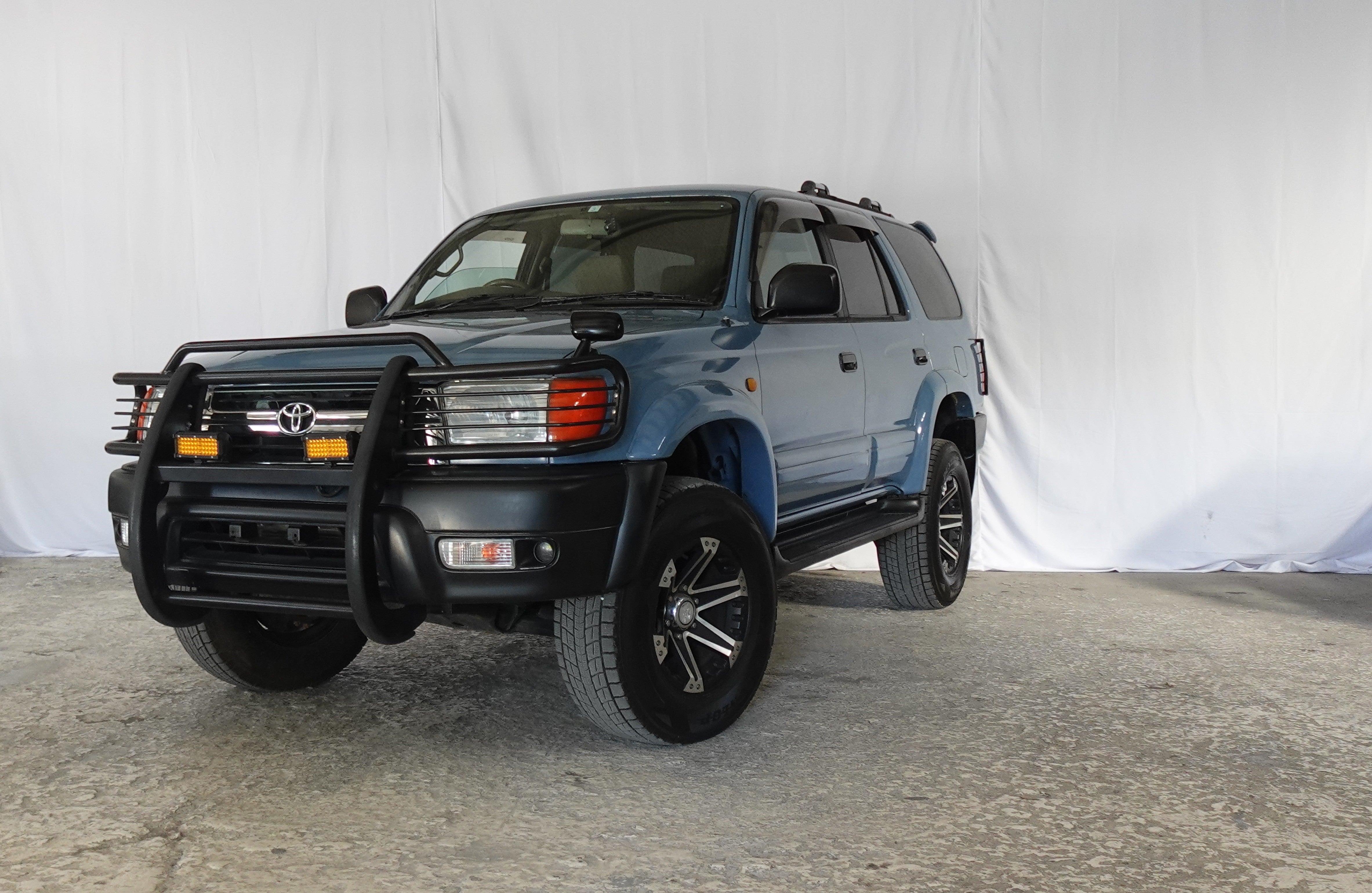2000 Toyota Hilux Surf SSR-X Limited
