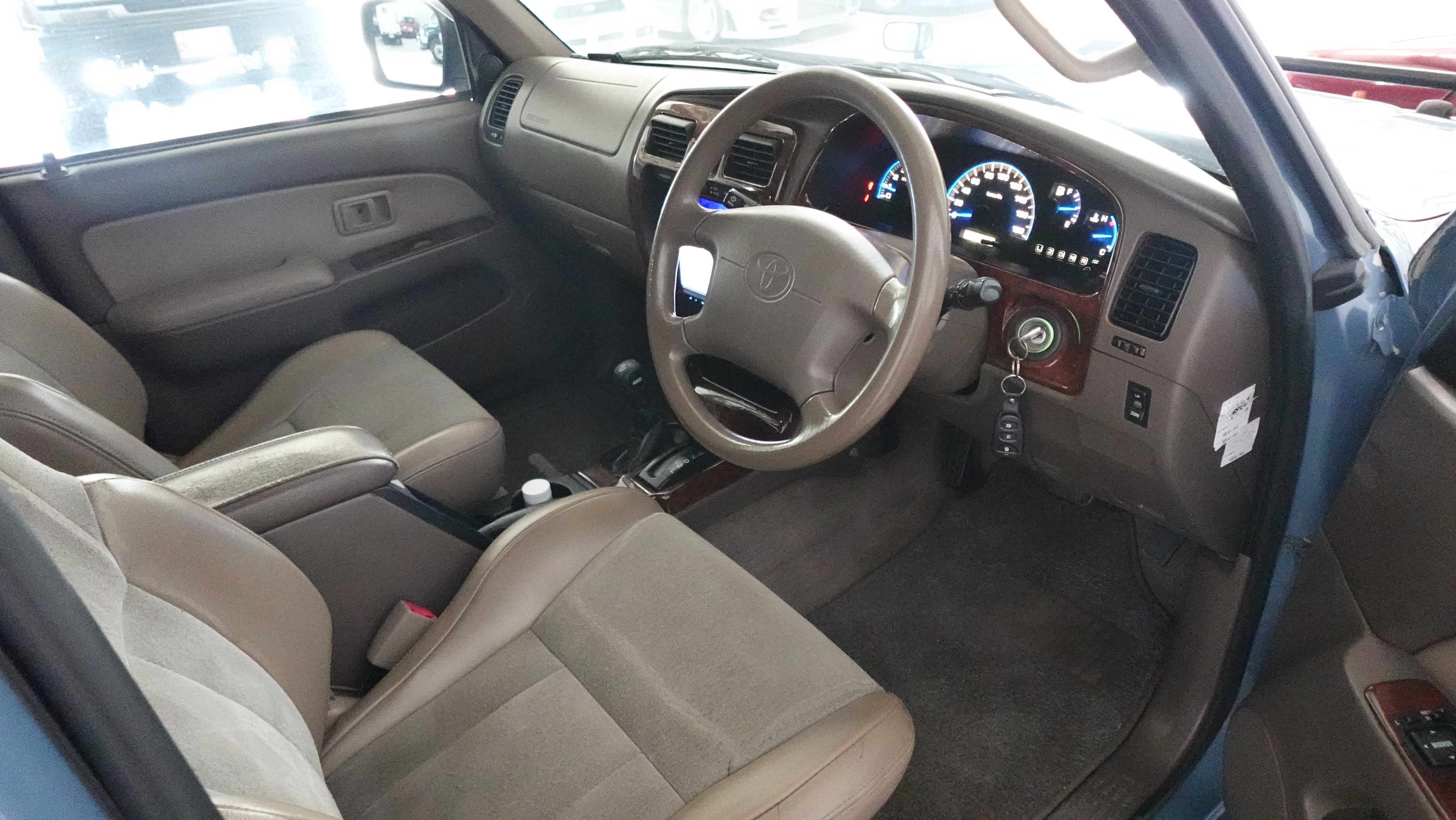 2000 Toyota Hilux Surf SSR-X Limited