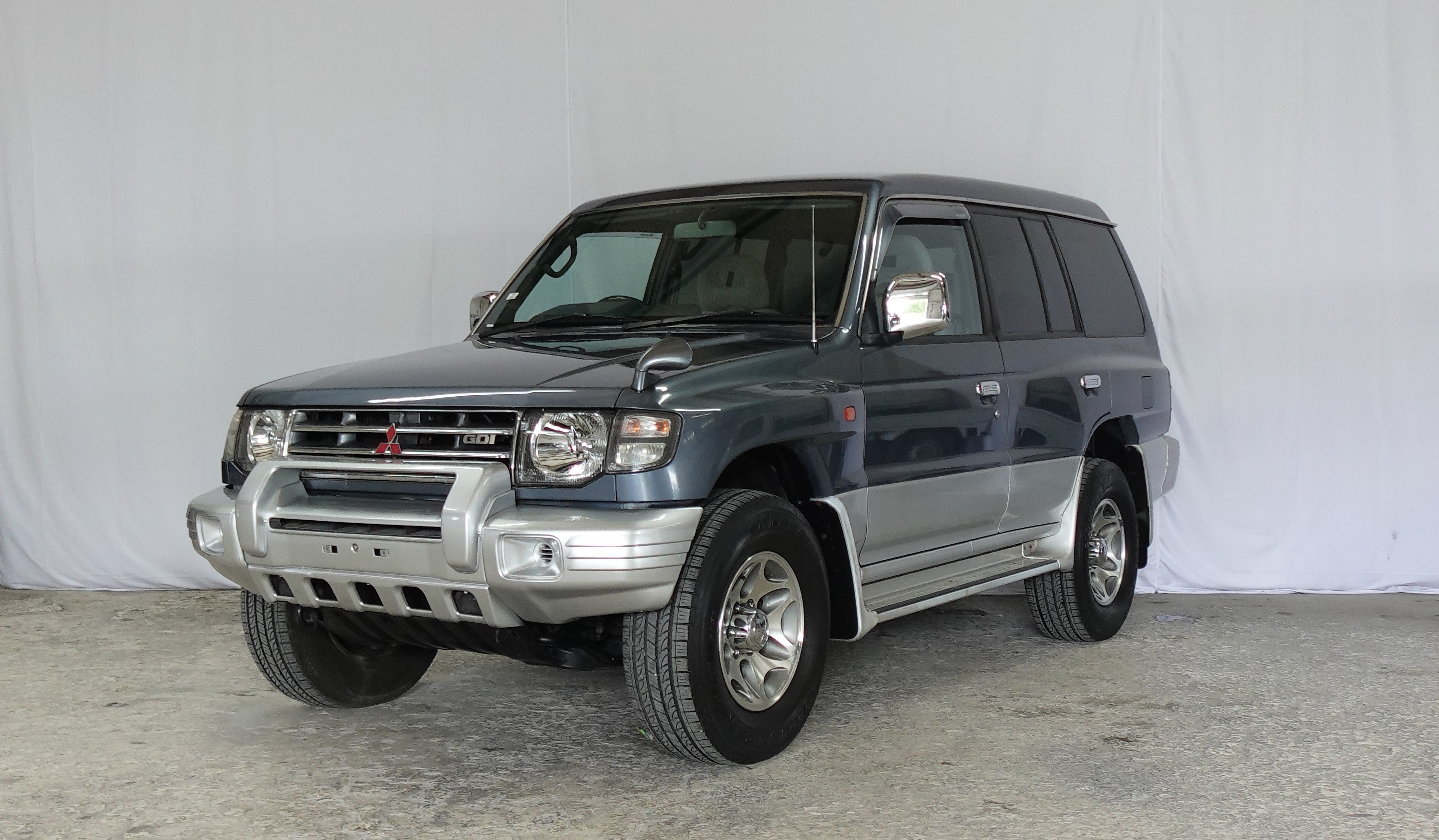 1997 Mitsubishi Pajero 4wd
