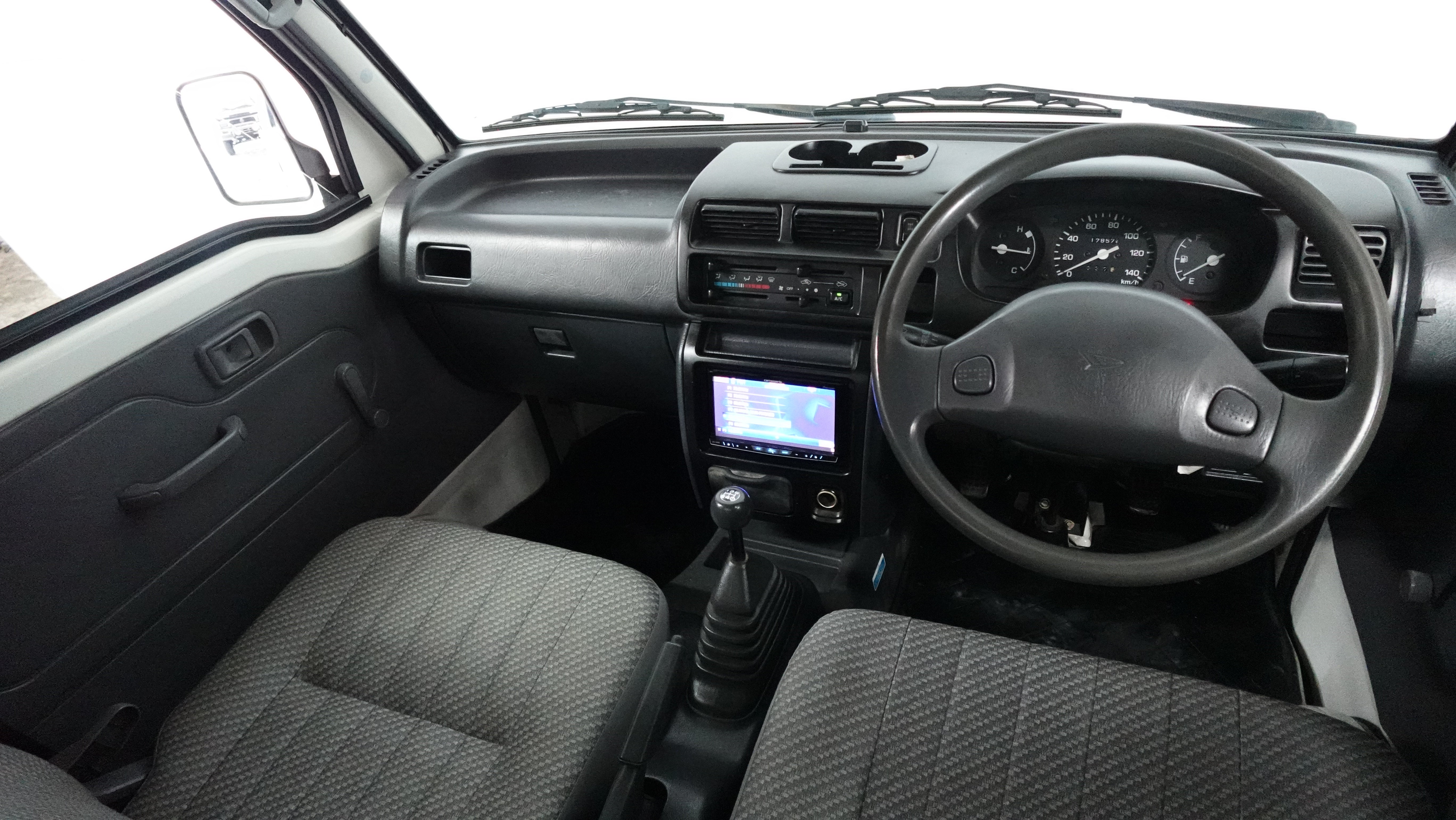 2000 Daihatsu Hijet Jumbo Cab 4wd Kei Truck