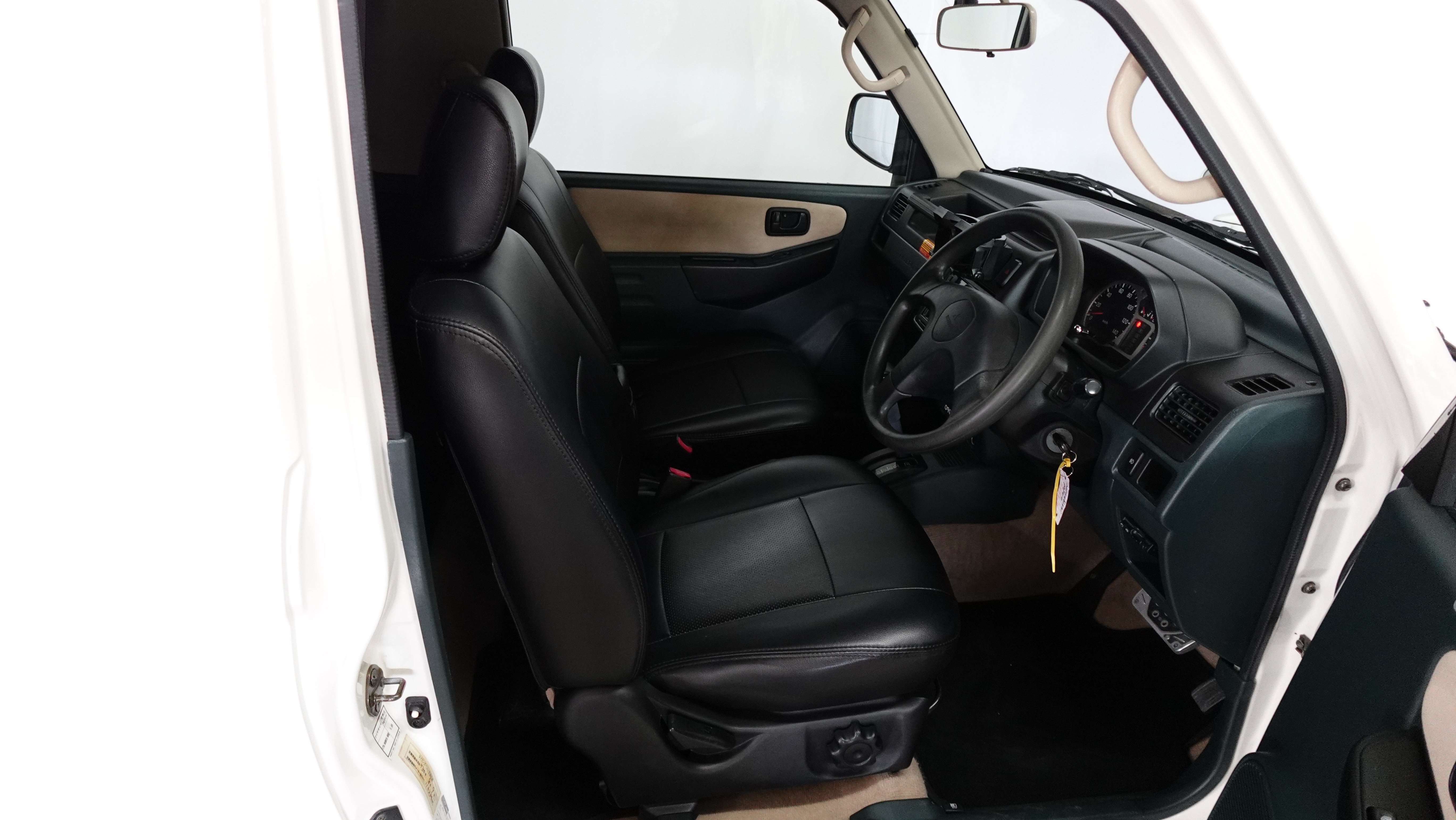 1998 Mitsubishi Pajero Mini