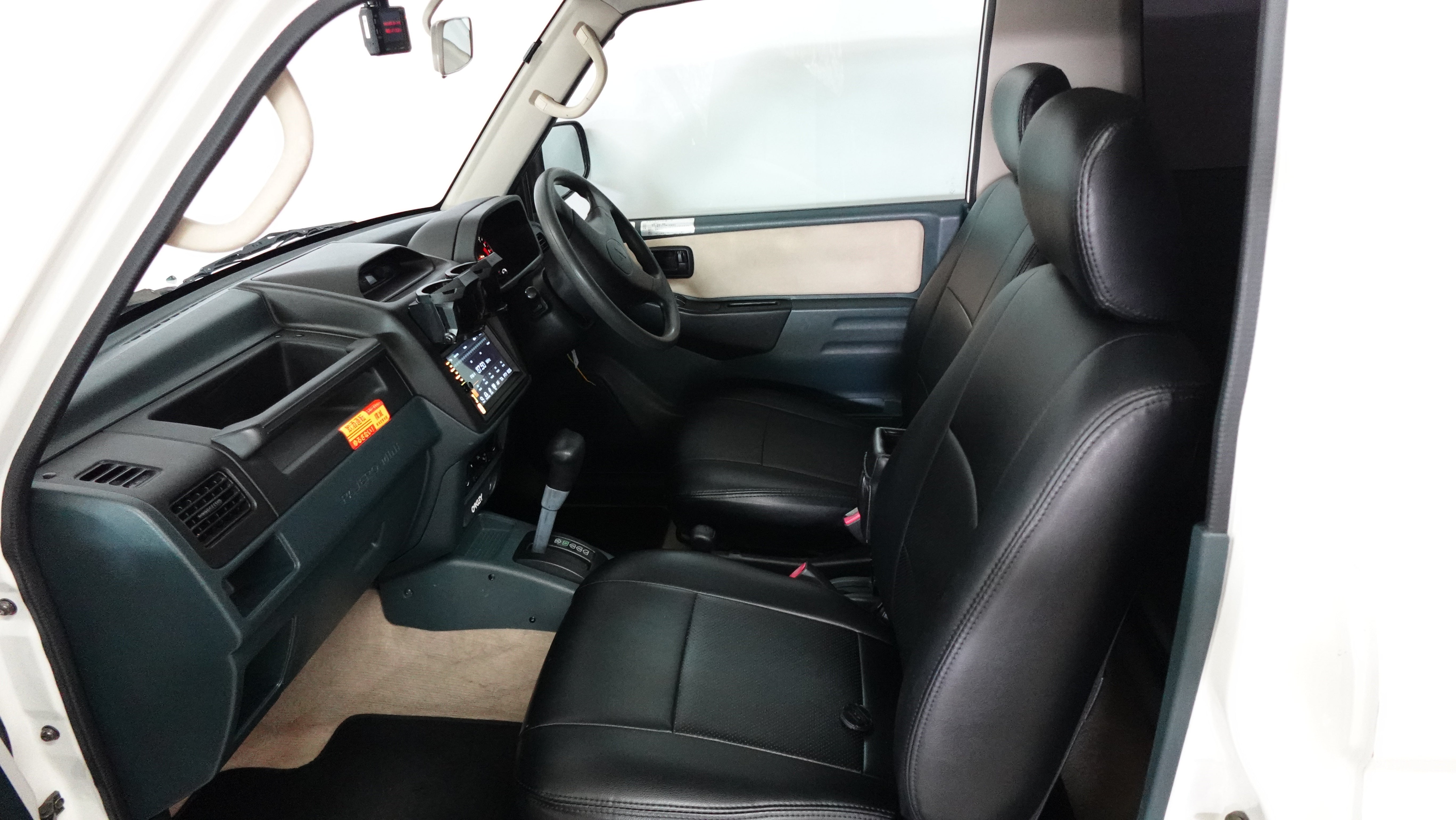 1998 Mitsubishi Pajero Mini