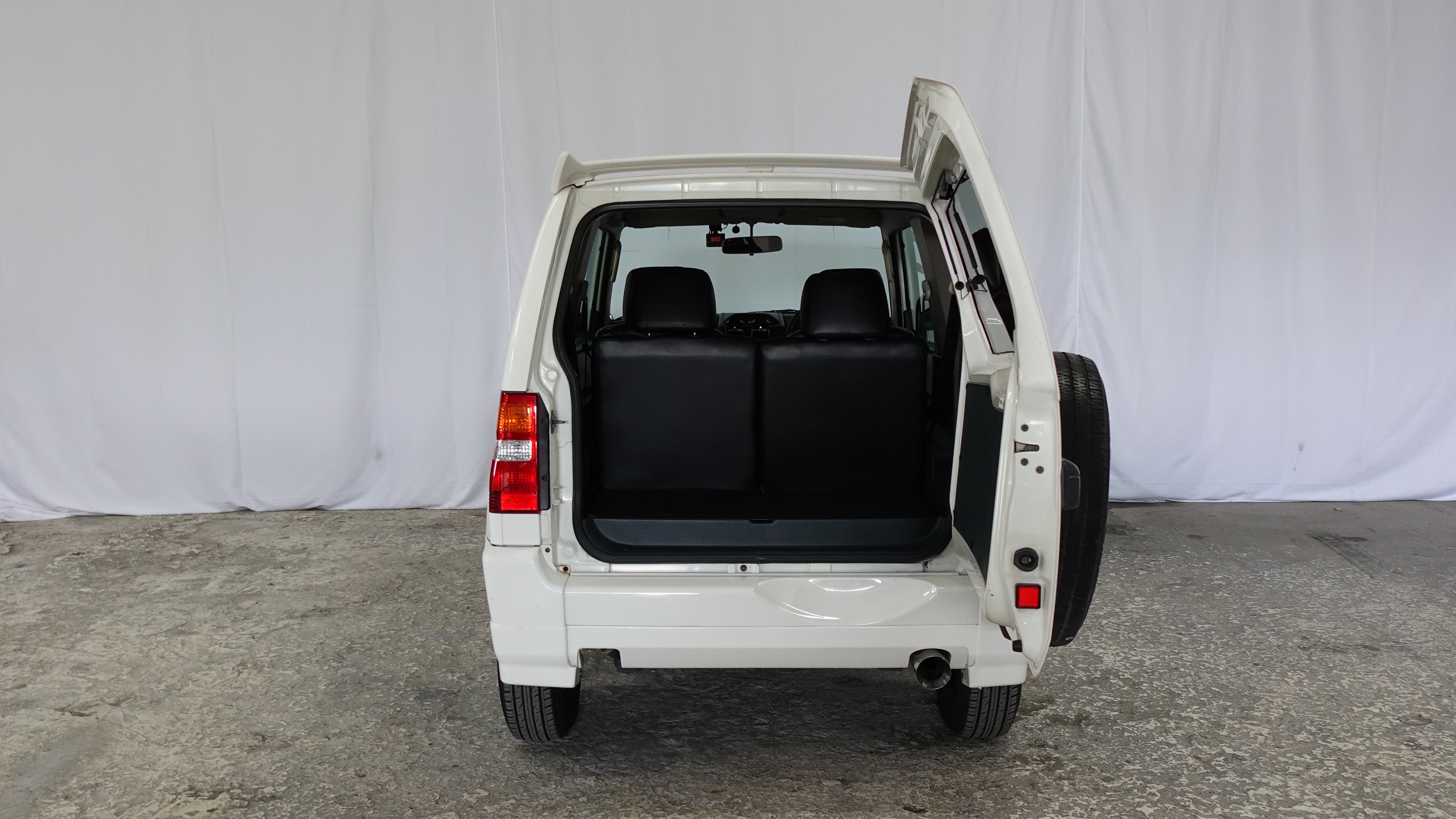 1998 Mitsubishi Pajero Mini