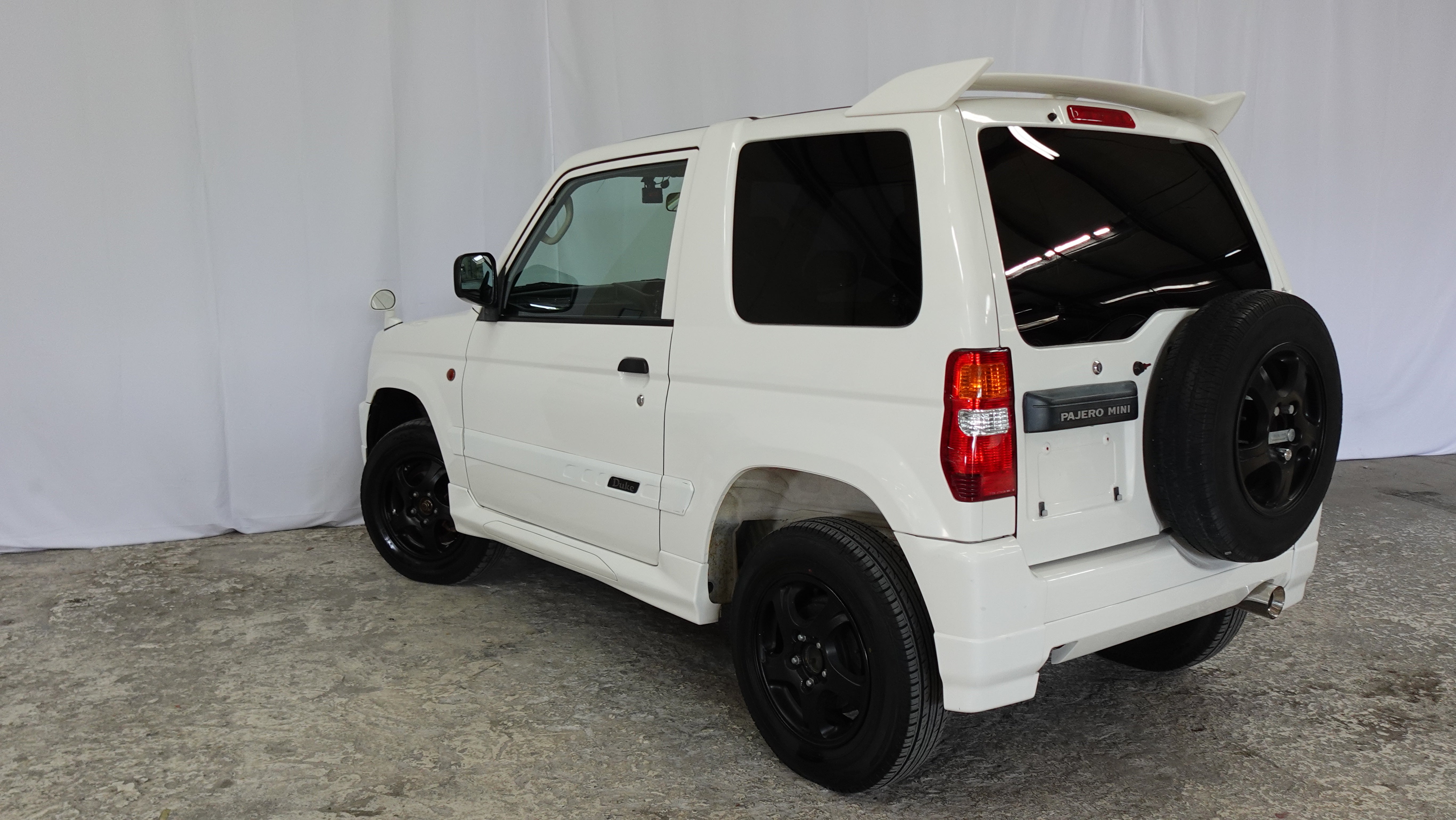 1998 Mitsubishi Pajero Mini
