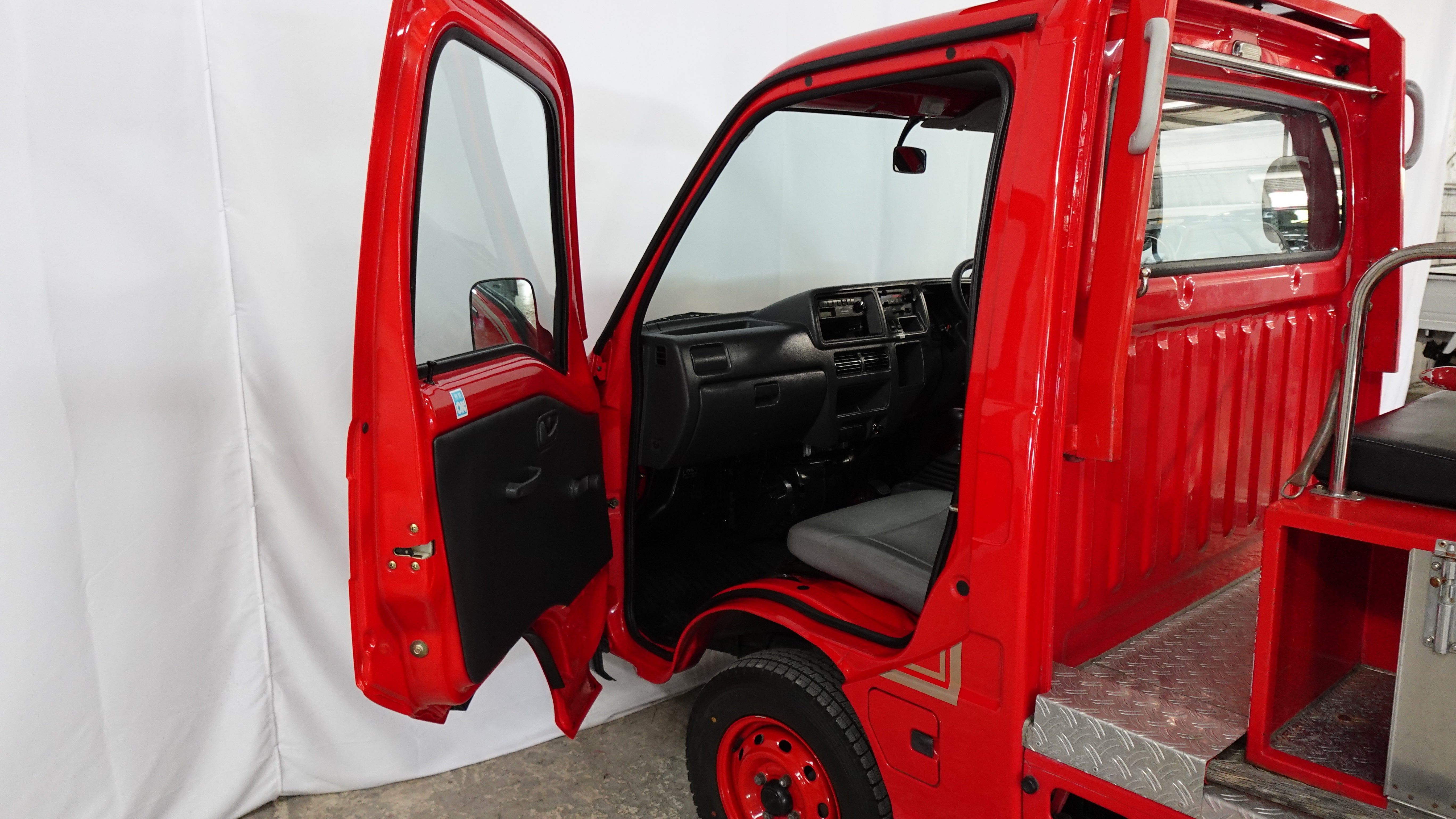 1999 Subaru Sambar Kei Fire truck