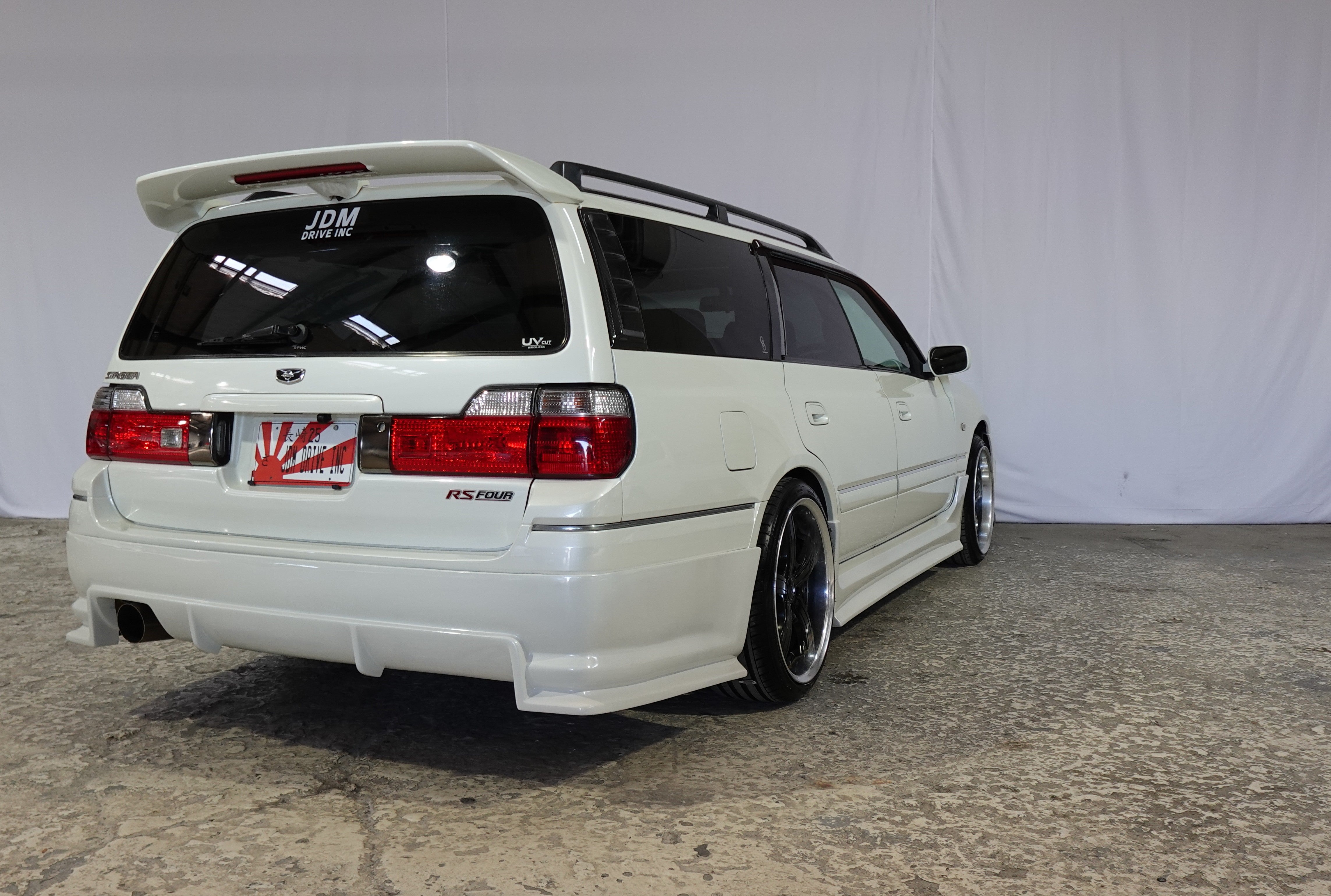 1999 Nissan Stagea RS-Four AWD GTR Front end