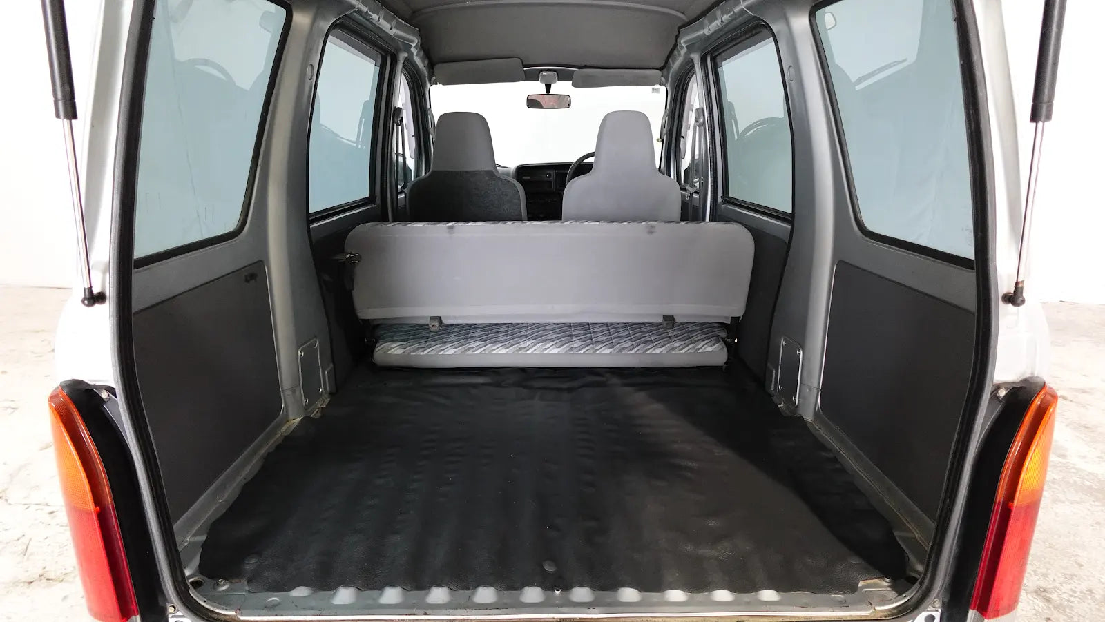 2001 Daihatsu Hijet Van