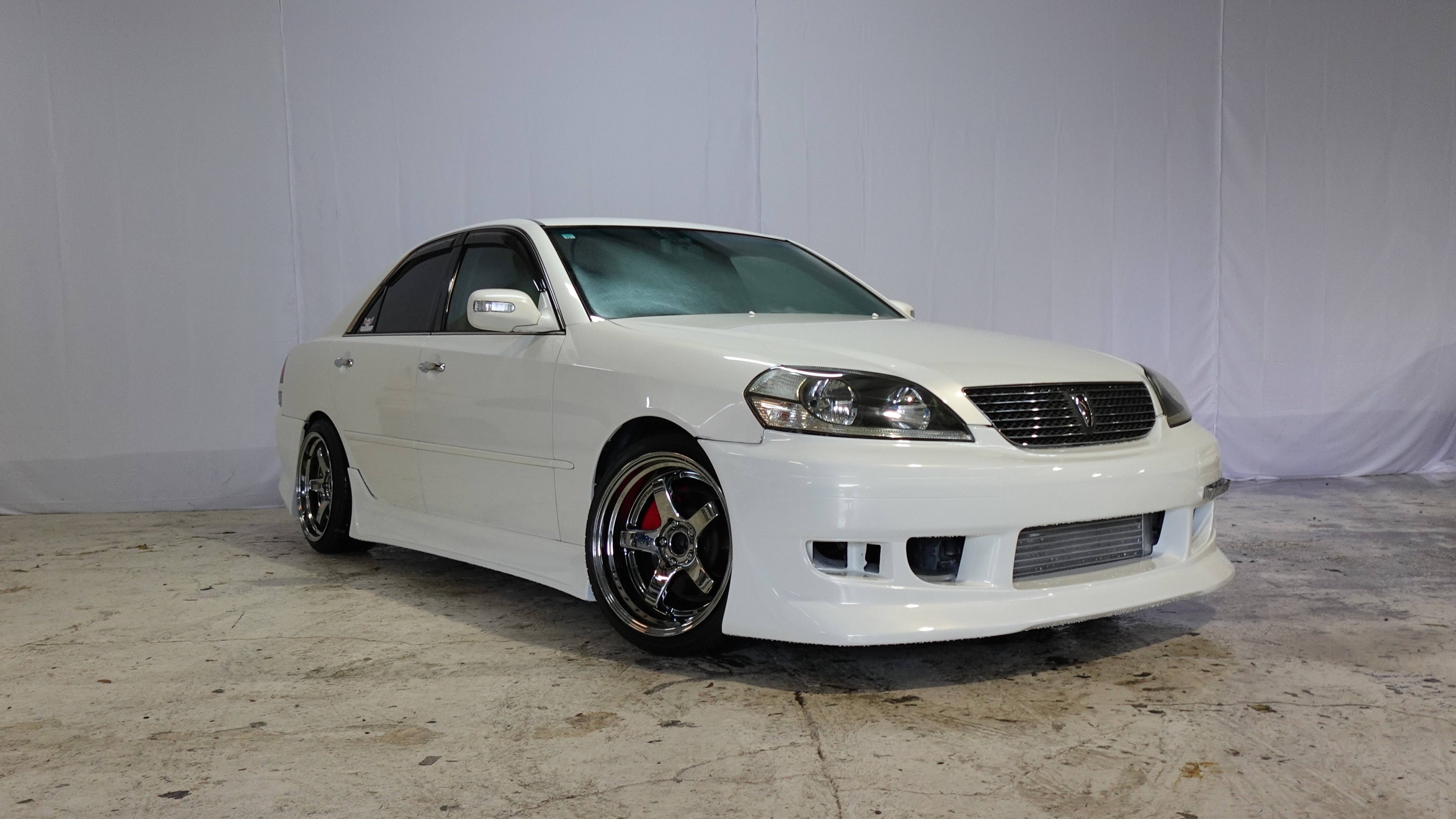 2001 Toyota Mark II Grande iR-V JZX110
